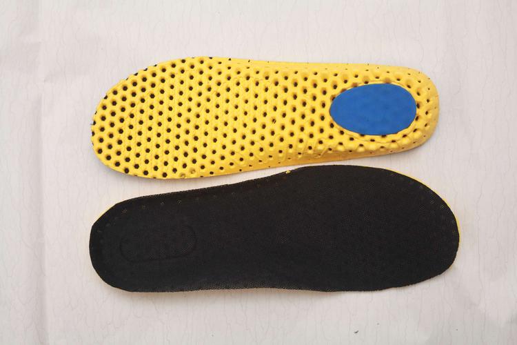 高密市宇通劳保用品,是一家国内知名的鞋垫产品制造企业